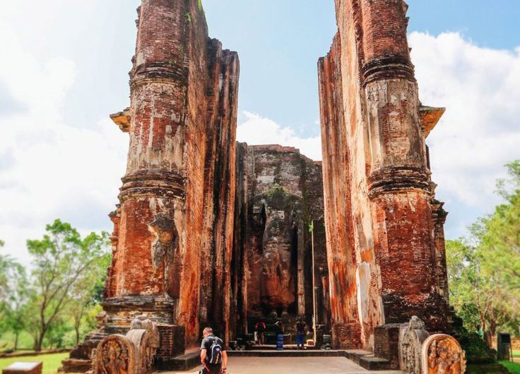 Polonnaruwa Day Tour with Mahaweli.lk