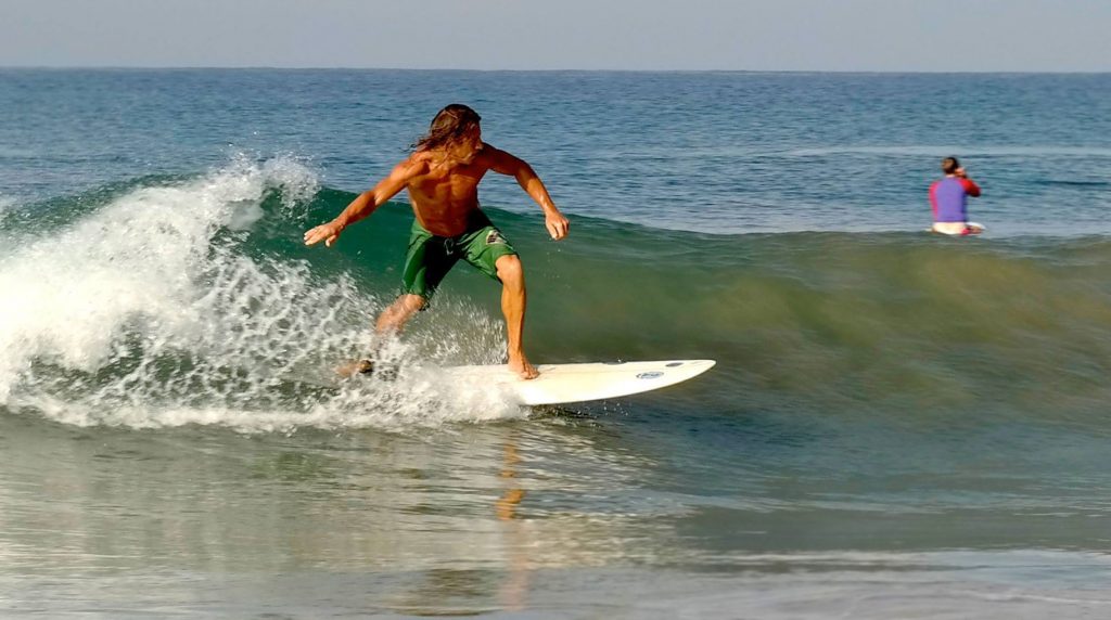 Best Surfing Places in Sri Lanka