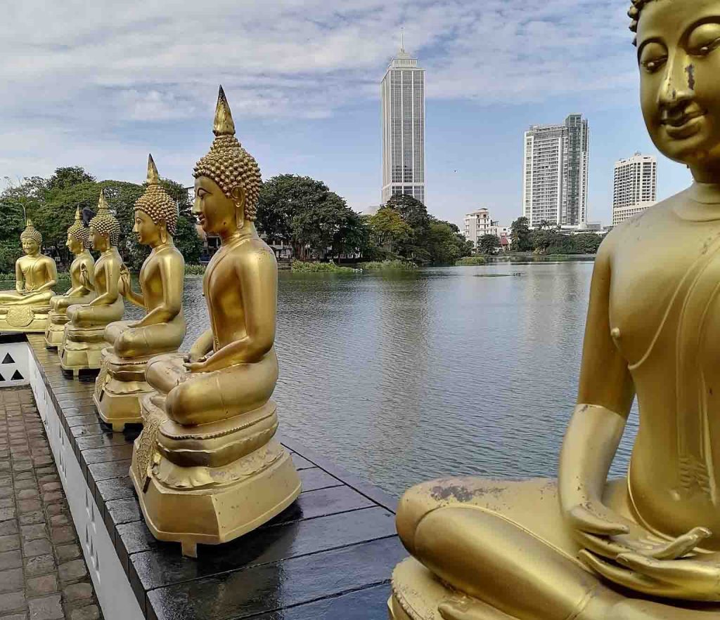 Gangaramaya Temple in Colombo