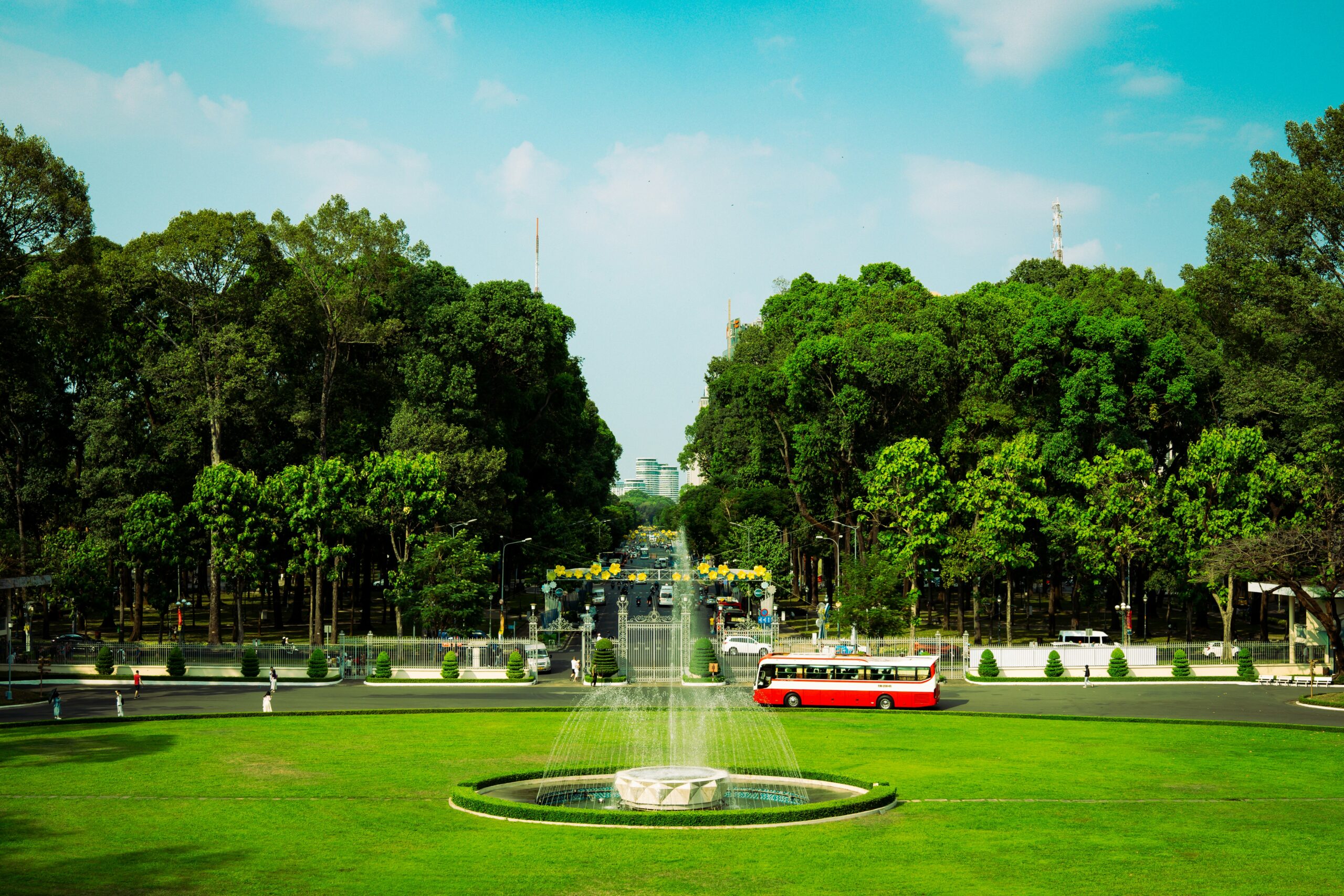 Viharamahadevi Park in Colombo