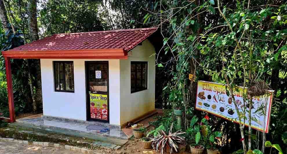 Ella Spice Garden and its buildings