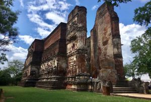 Lankathilaka Image House in Polonnaruwa