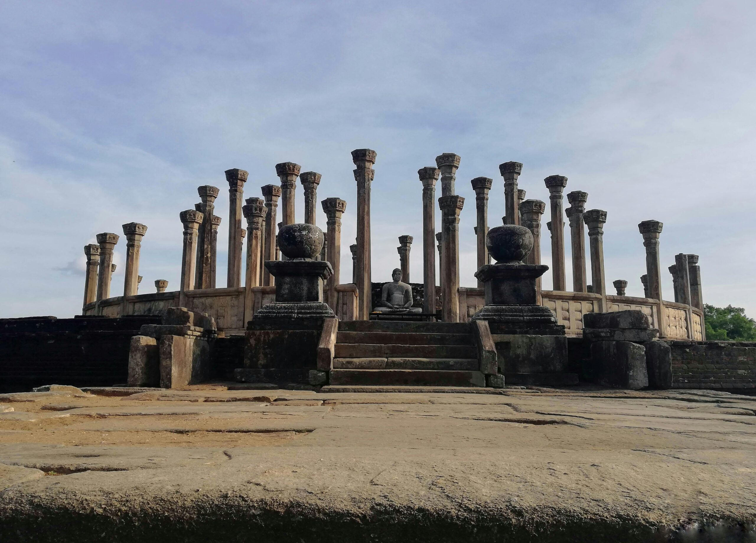 Medirigiriya Vatadage: A Timeless Masterpiece of Sri Lankan Architecture