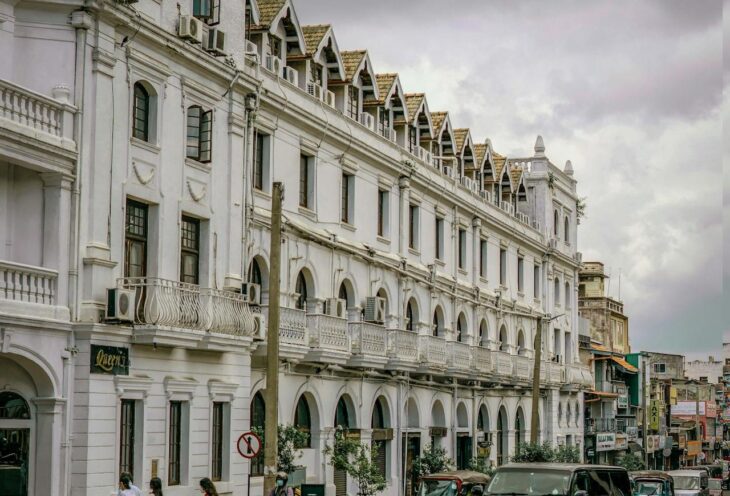 Queens-Hotel-Kandy
