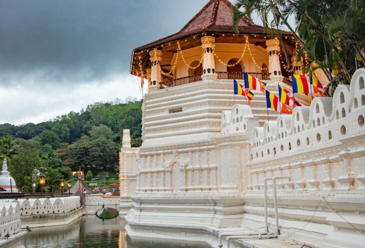 Temple-of-the-Tooth-Relic